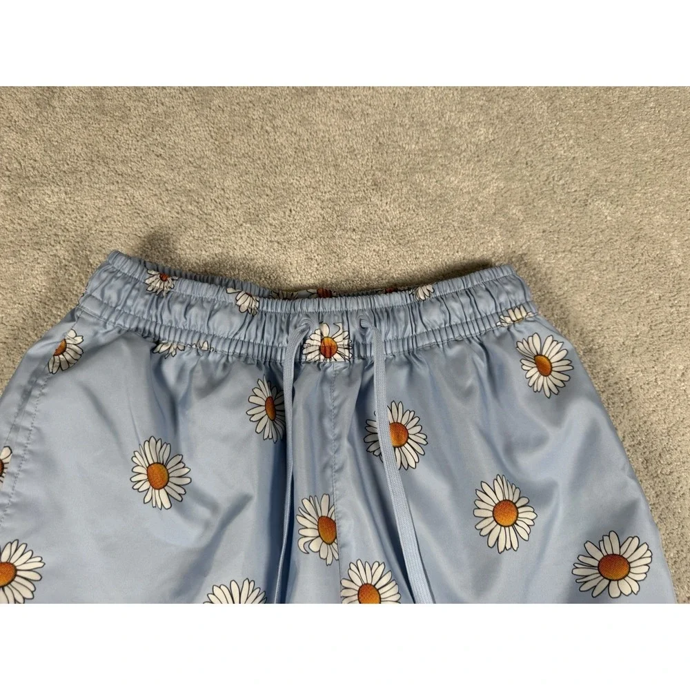 Nike Sportswear Light Blue Daisy Print Swim Shorts Summer Casual Lined‎ Mens S